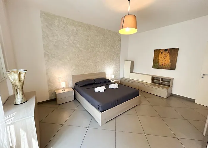 Апартаменты Modernita E Comfort, 150mq Penthouse 3 Bedr *