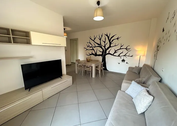 Modernita E Comfort, 150mq Penthouse 3 Bedr * Бергамо