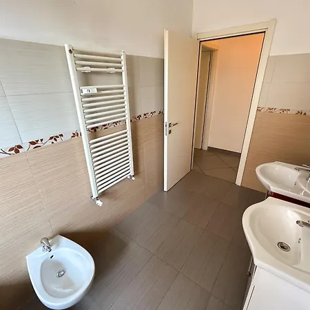 Apartament Modernita E Comfort, 150mq Penthouse 3 Bedr